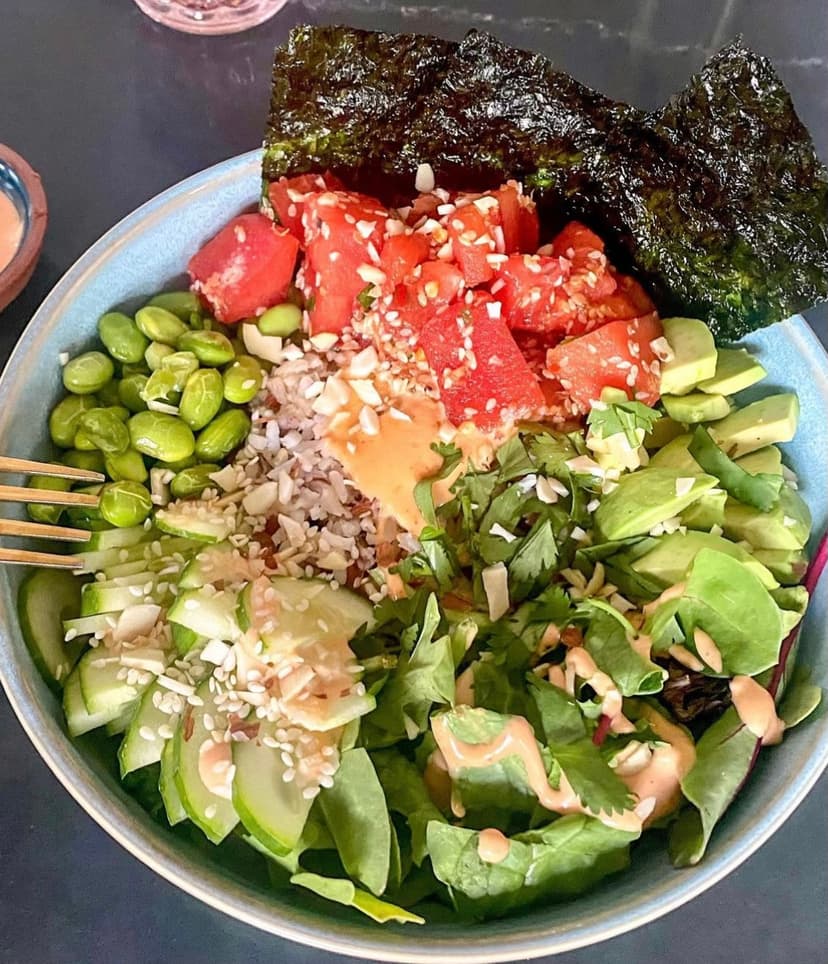 Poké bowls